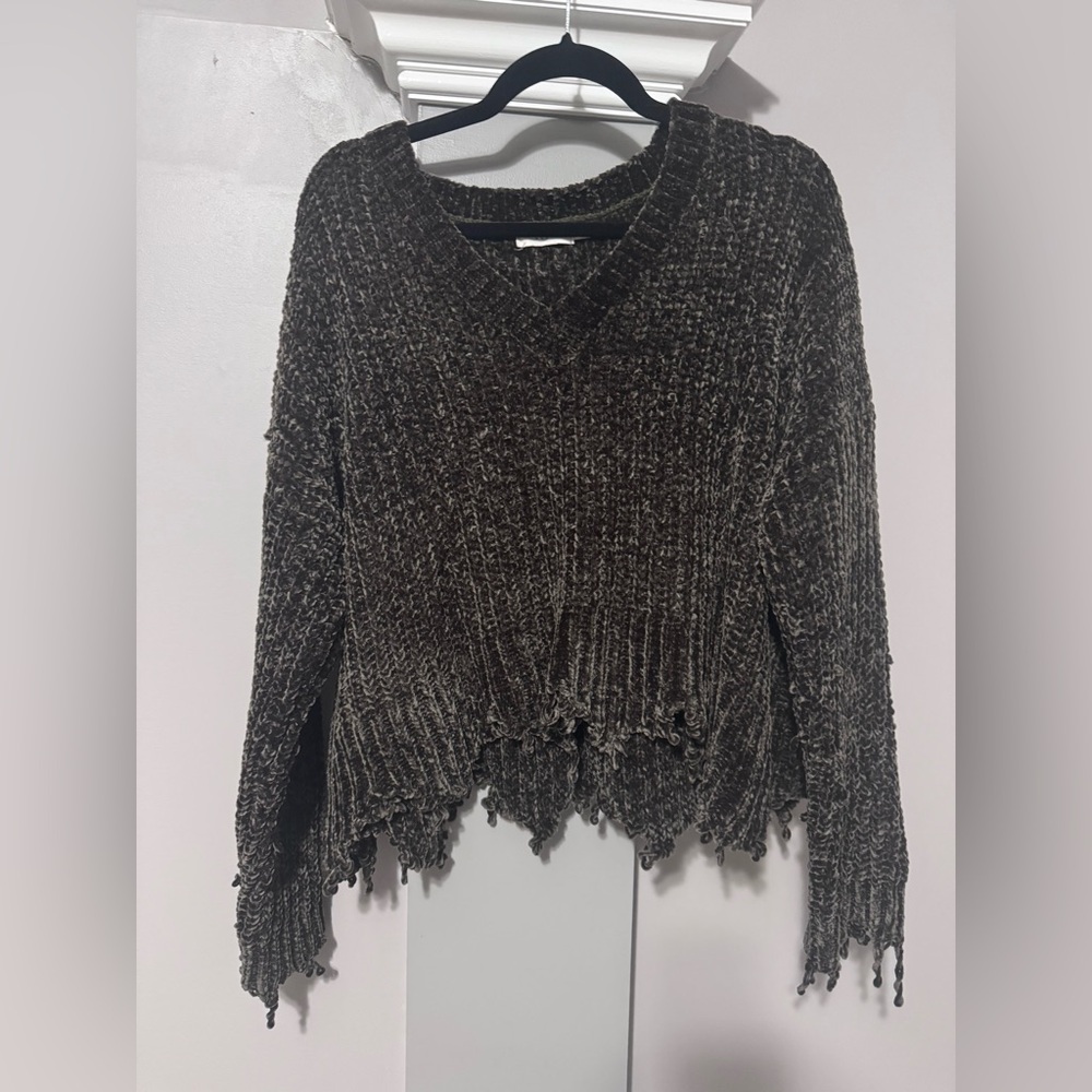 Green lush sweater